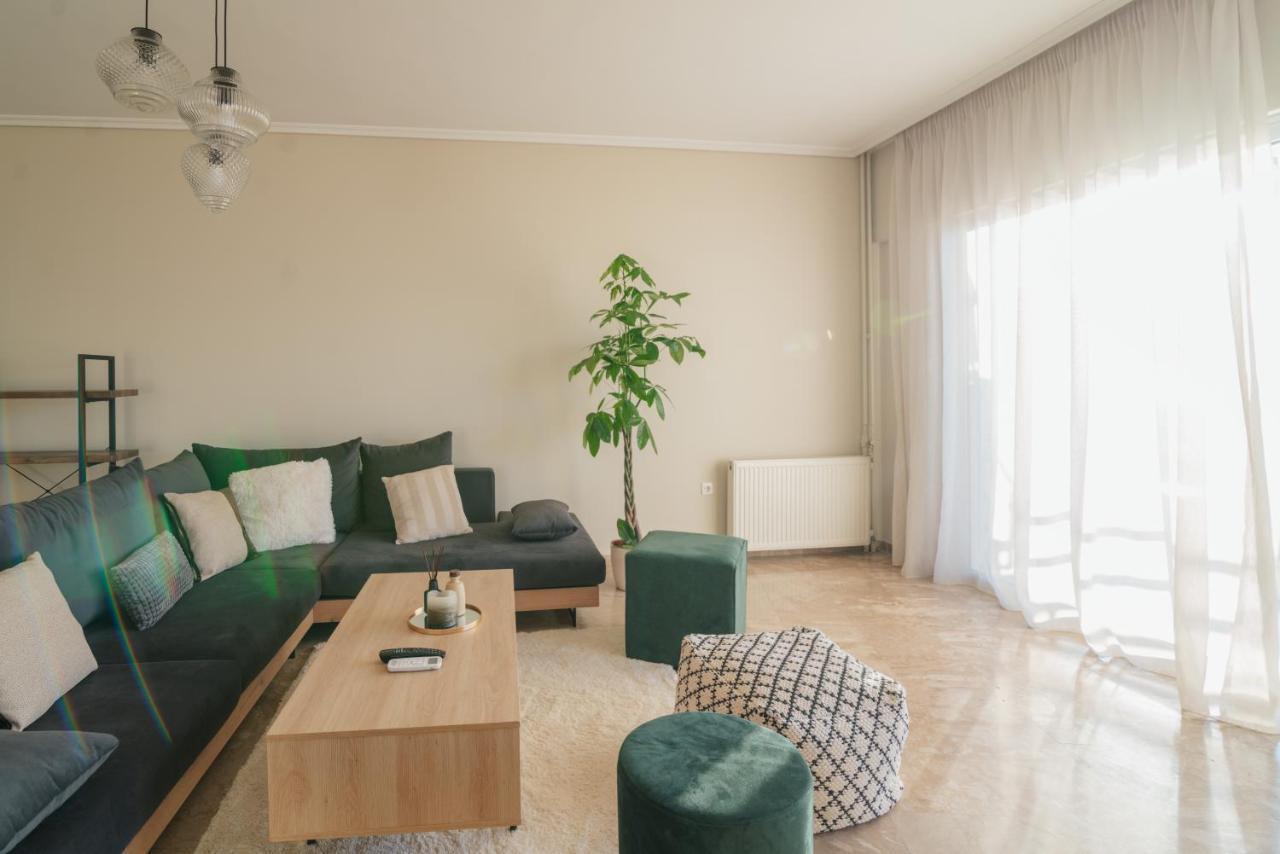 Sea Front Luxury Apartment 帕特雷 外观 照片